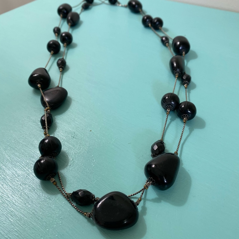 Black Beaded Looping Necklace
